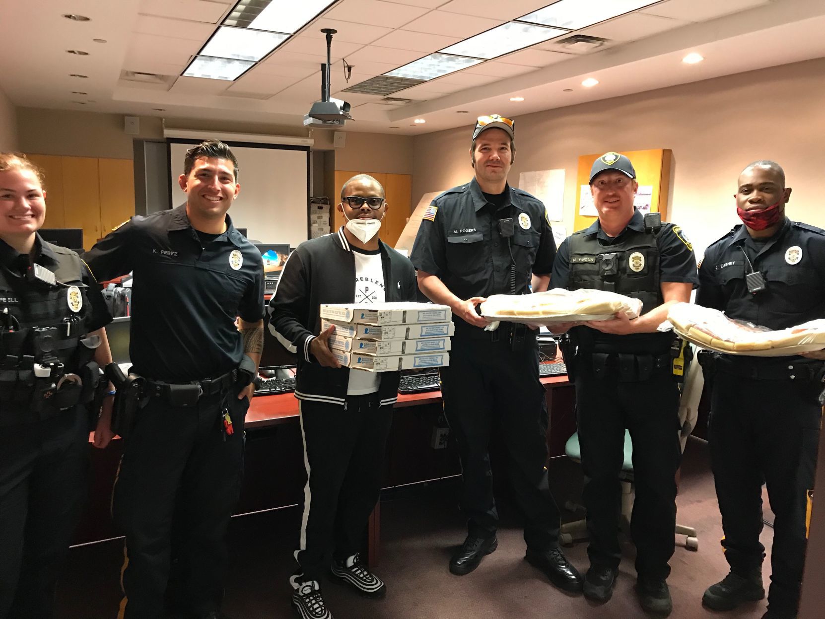 pizza donations4.JPG